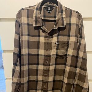 Volcom Shirt Size Large Check print